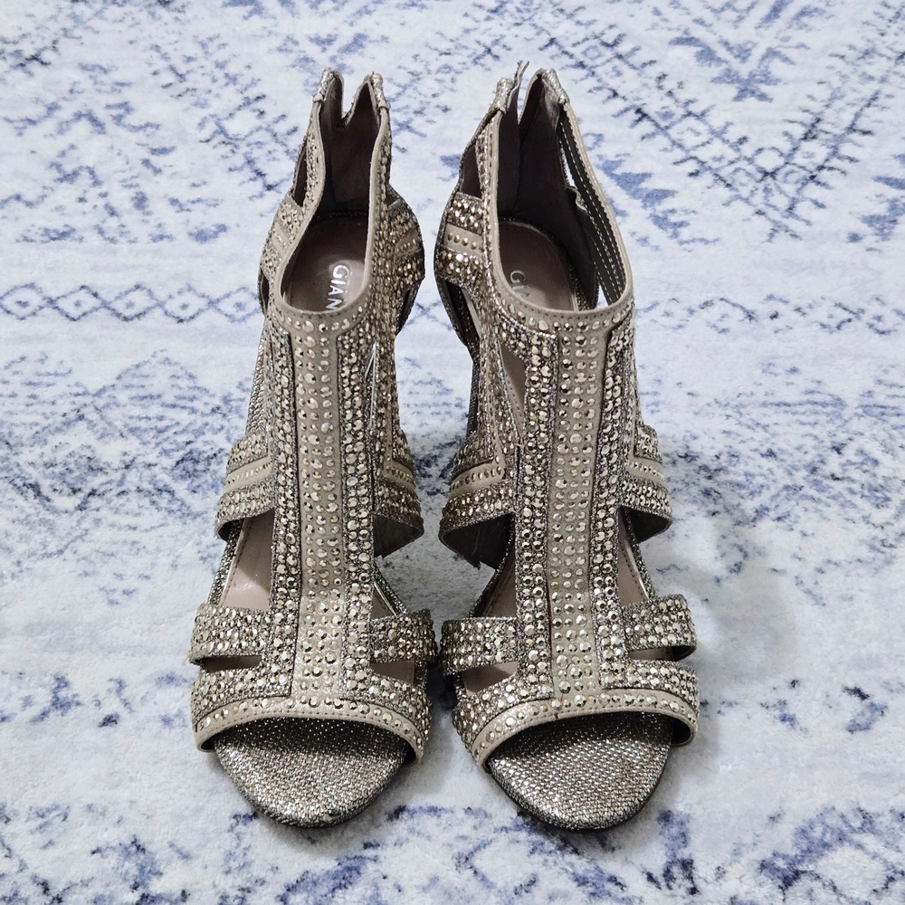 Gianni Bini Sianna Champagne and Gold, 7.5 - Picture 3 of 11